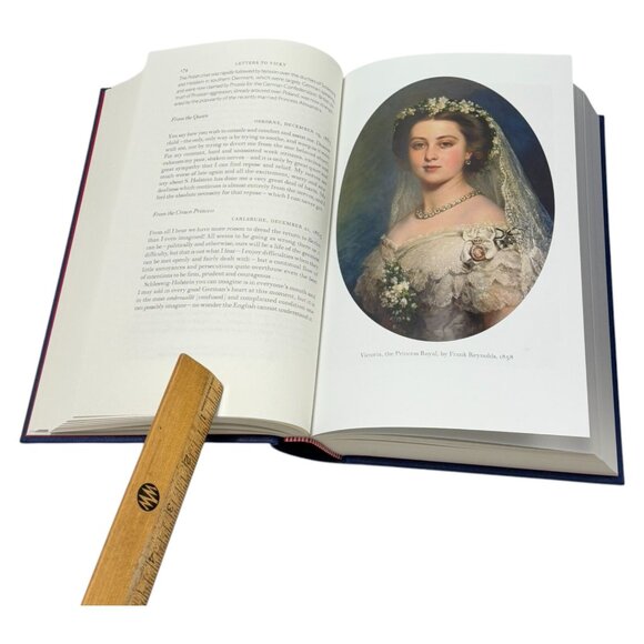 Folio Society Letters to Vicky Queen Victoria's Letters Book HC Case 2011 - Picture 10 of 16